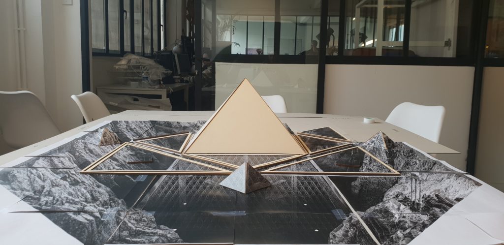 JR THE SECRET OF THE GREAT PYRAMID