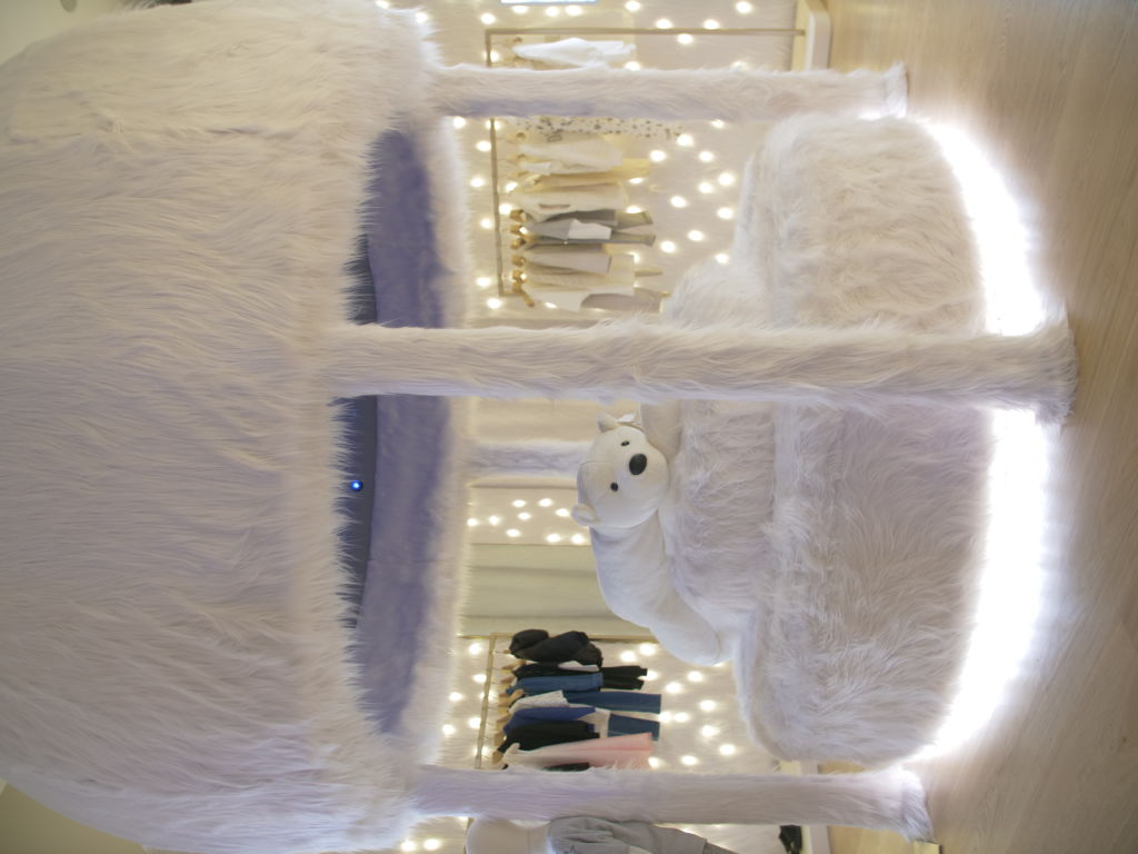 BABY DIOR POP-UP