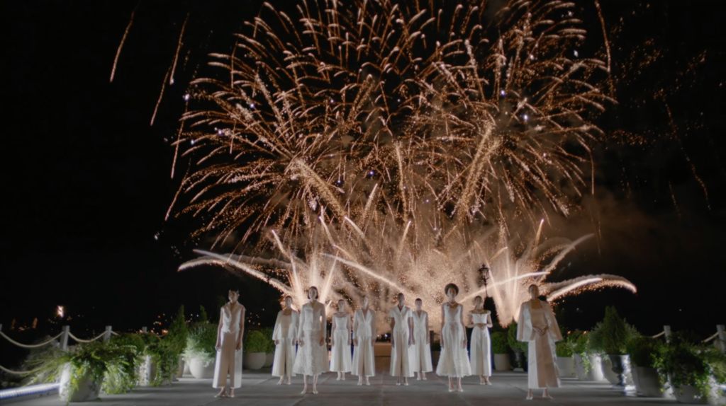 DIOR HAUTE JOAILLERIE FASHION SHOW